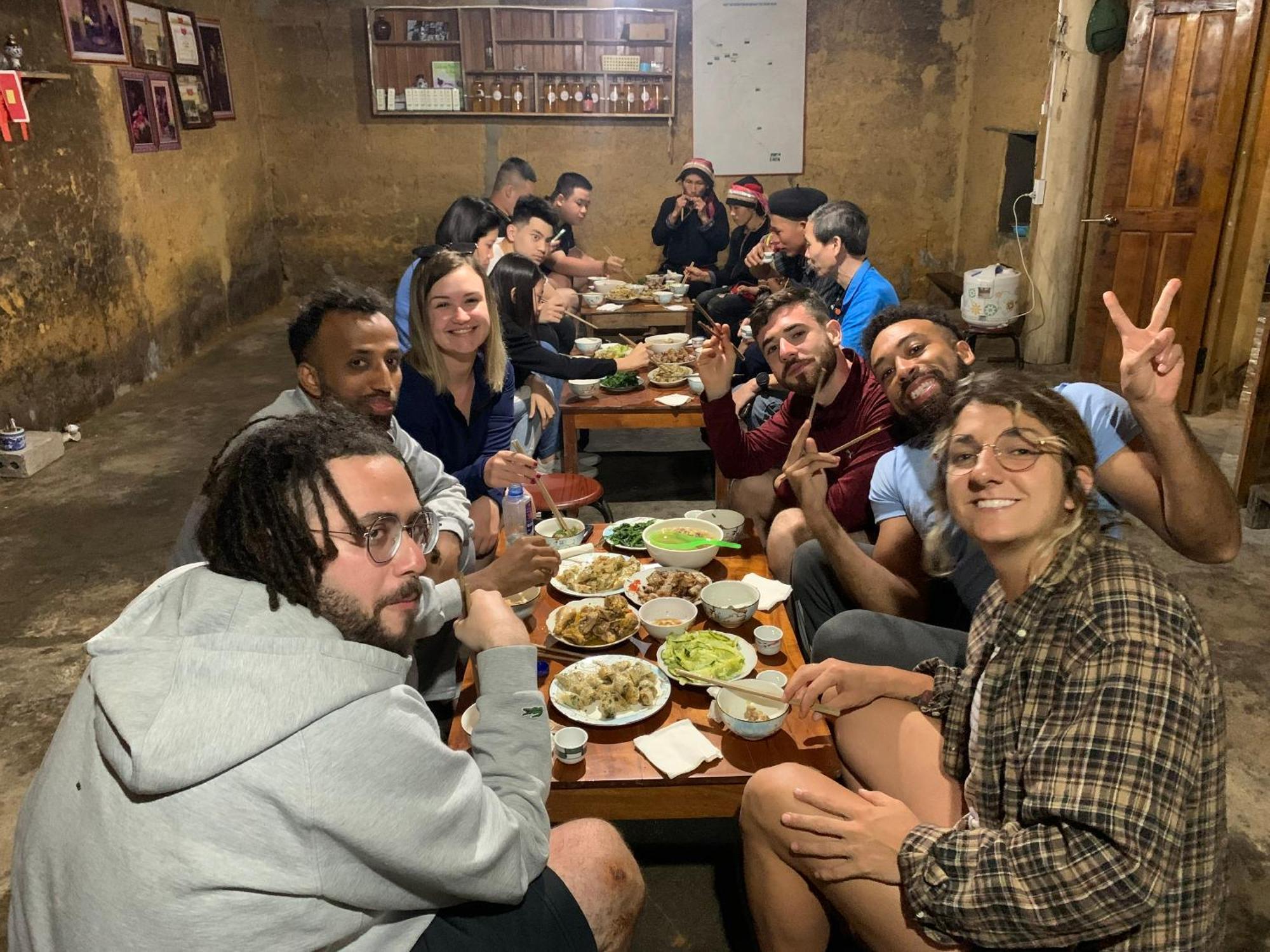 Mun Homestay Ha Giang Exteriör bild