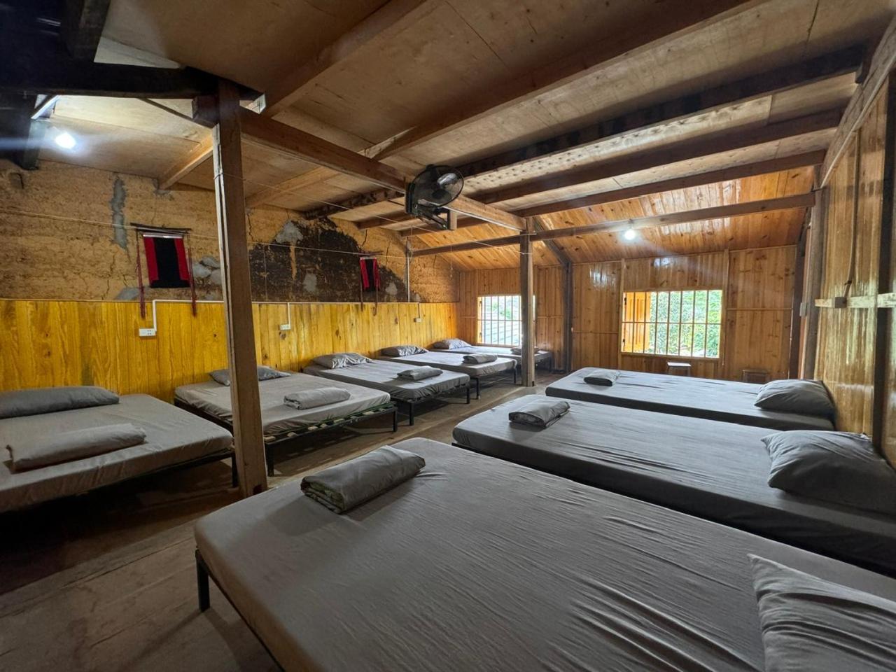 Mun Homestay Ha Giang Exteriör bild