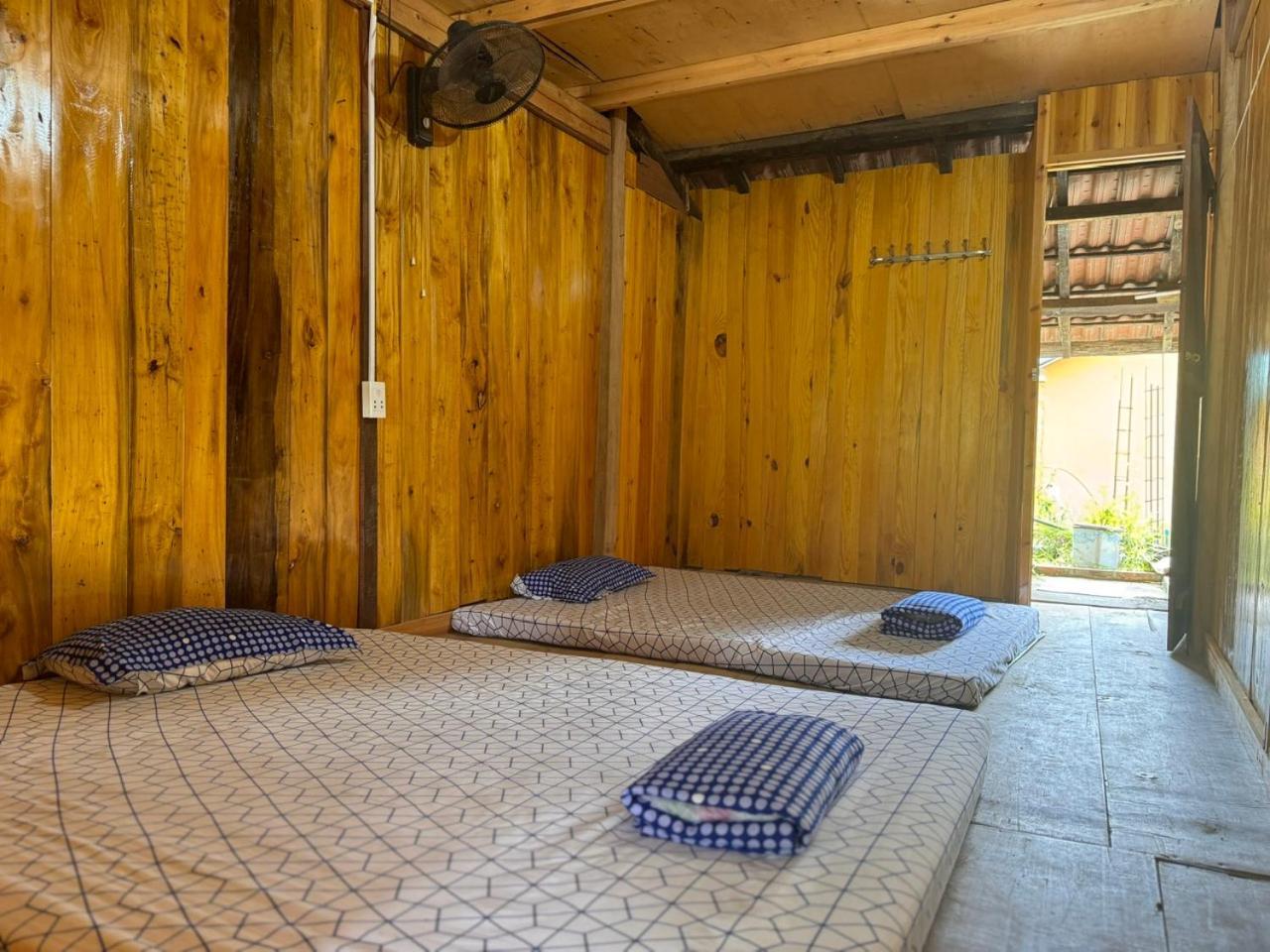 Mun Homestay Ha Giang Exteriör bild