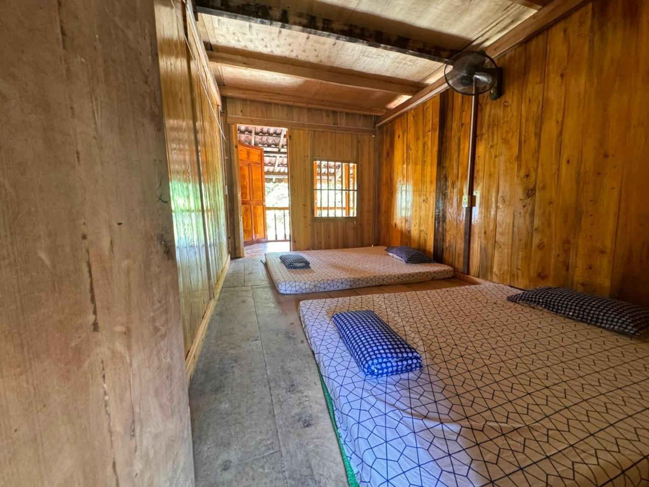 Mun Homestay Ha Giang Exteriör bild
