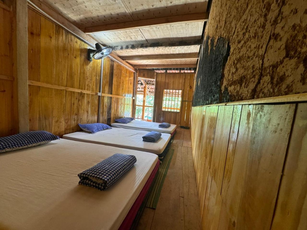 Mun Homestay Ha Giang Exteriör bild